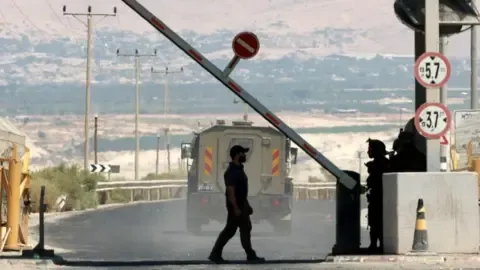 A Pair of Victims Gunned Down in Attack Close to Jordan-West Bank Border Crossing, Israeli Military Reports